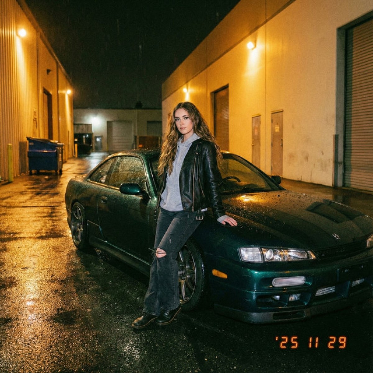 B L U R cover