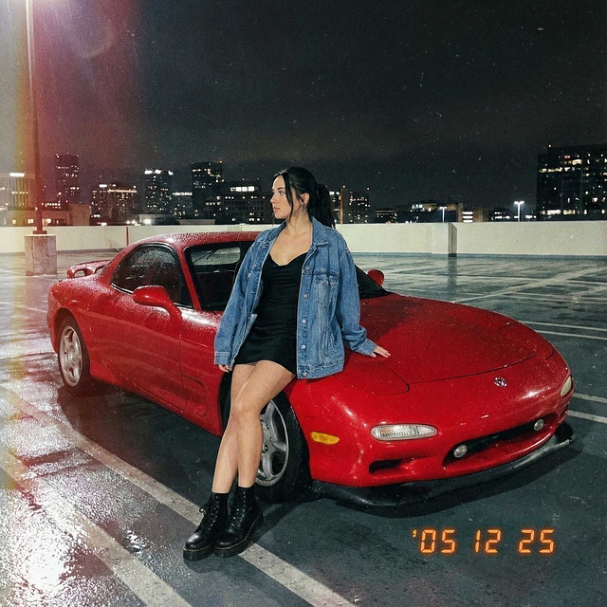 S L I C K S cover